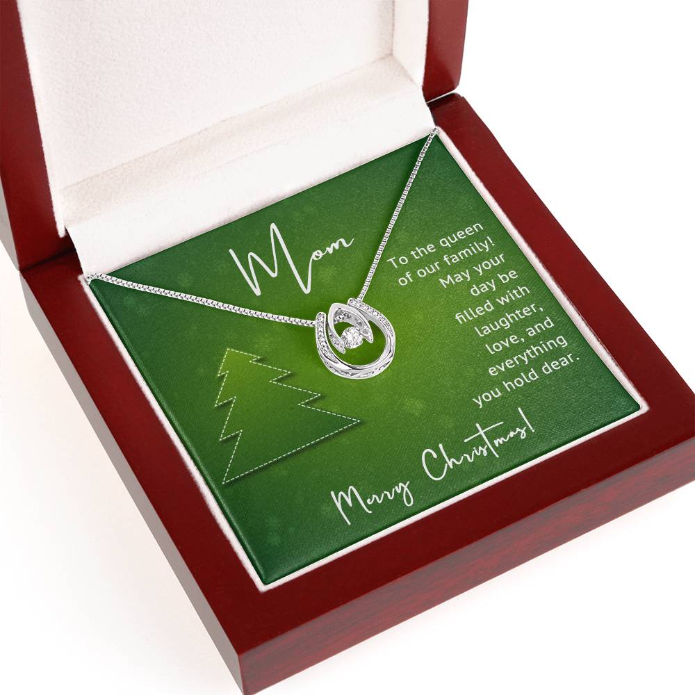 Mom - Queen - Christmas Gift - Lucky In Love Necklace