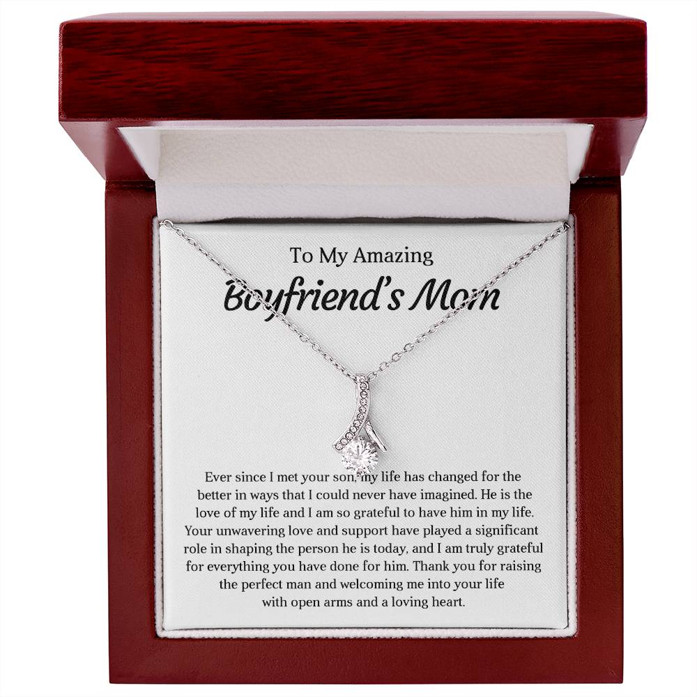 To My Amazing Boyfriends Mom - Alluring Beauty Necklace